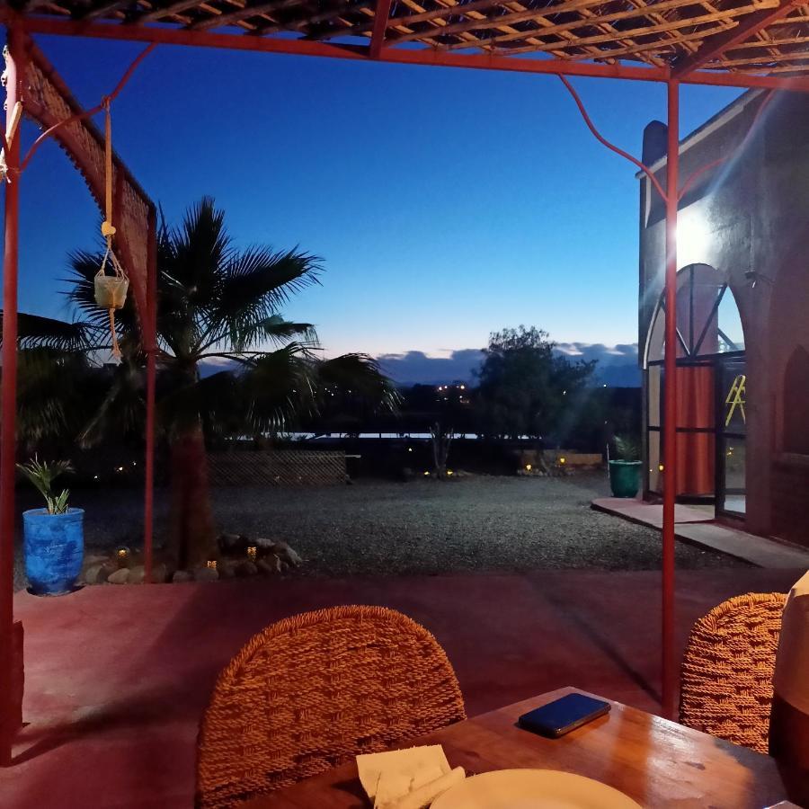 Готель Lescale De Ouarzazate Tazentoute Екстер'єр фото