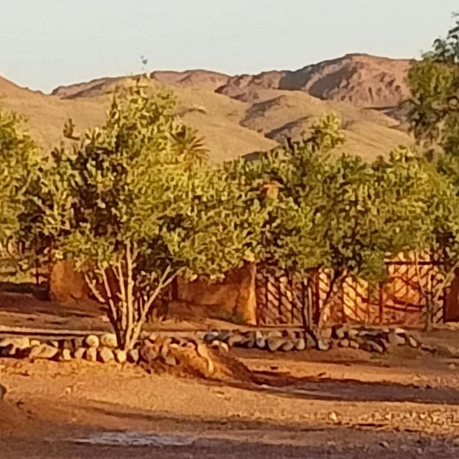 Готель Lescale De Ouarzazate Tazentoute Екстер'єр фото